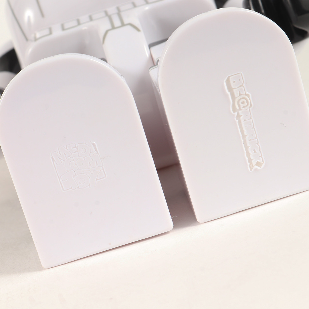 MEDICOM TOY メディコムトイ 2011年モデル 800個限定 STUSSY MEDICOM TOY メディコムトイ 2011年モデル 800個限定 STUSSY