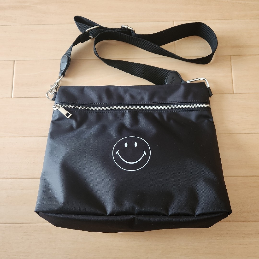 DEUXIEME CLASSE(ドゥーズィエムクラス)の【GOOD GRIEF!/グッド グリーフ】 SMILE ポーチ レディースのバッグ(ショルダーバッグ)の商品写真
