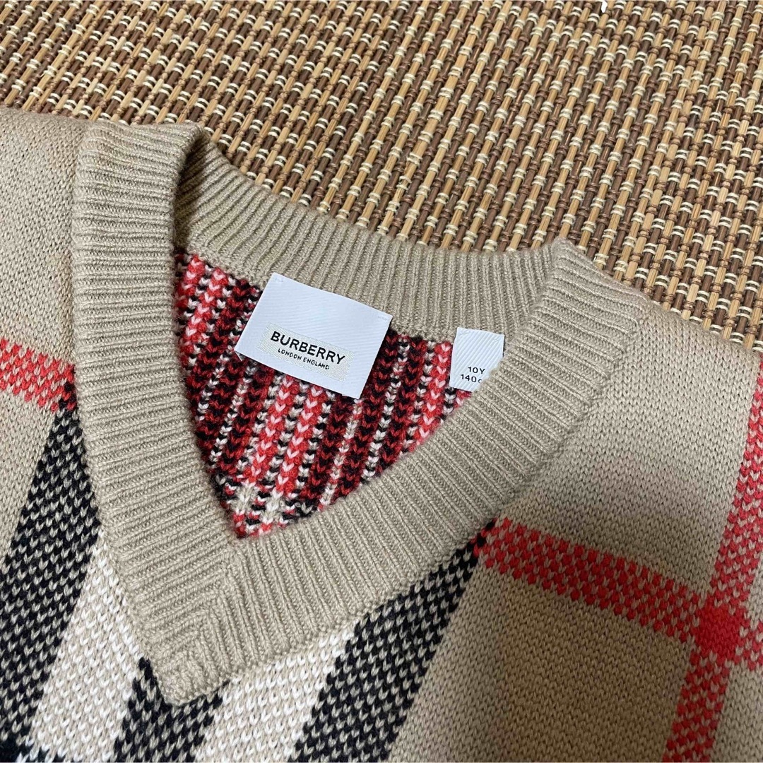 美品★ バーバリー　ニット　140 10y BURBERRY