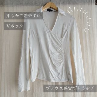 バーバリー(BURBERRY)のBURBERRY★Vネック 白 ニット シャツ　三陽商会(ニット/セーター)