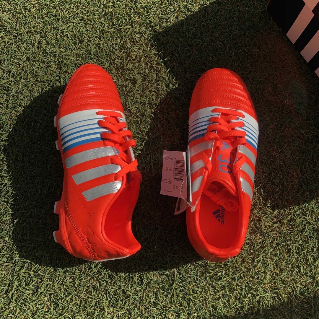 adidas(アディダス)の新品24 adidas  ナイトロチャージ3.0 HG アディダス100 101 スポーツ/アウトドアのサッカー/フットサル(シューズ)の商品写真