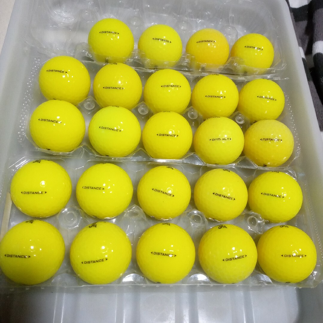 Srixon(スリクソン)のロストボール DISTANCE 黒数字 24球 スポーツ/アウトドアのゴルフ(その他)の商品写真