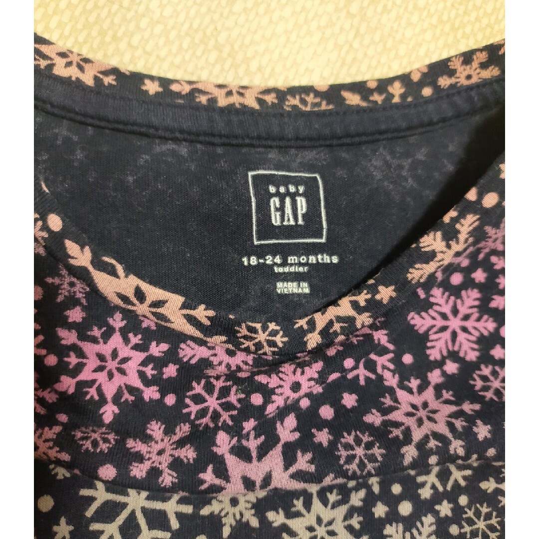 babyGAP(ベビーギャップ)の☆最終価格☆baby Gap Bebe 長袖Tシャツ　ロンＴ　2枚セット キッズ/ベビー/マタニティのキッズ服女の子用(90cm~)(Tシャツ/カットソー)の商品写真