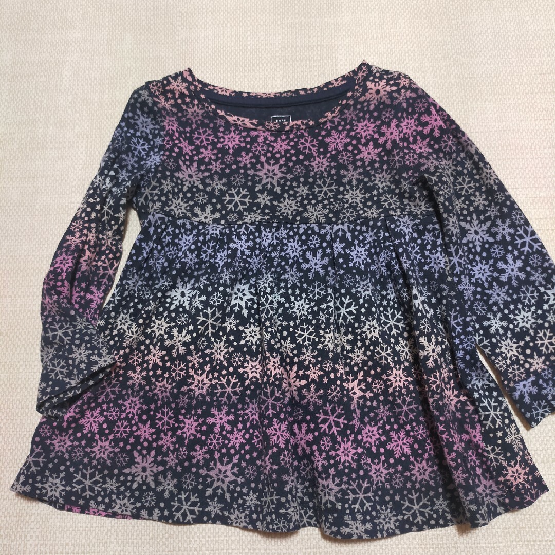 babyGAP(ベビーギャップ)の☆最終価格☆baby Gap Bebe 長袖Tシャツ　ロンＴ　2枚セット キッズ/ベビー/マタニティのキッズ服女の子用(90cm~)(Tシャツ/カットソー)の商品写真