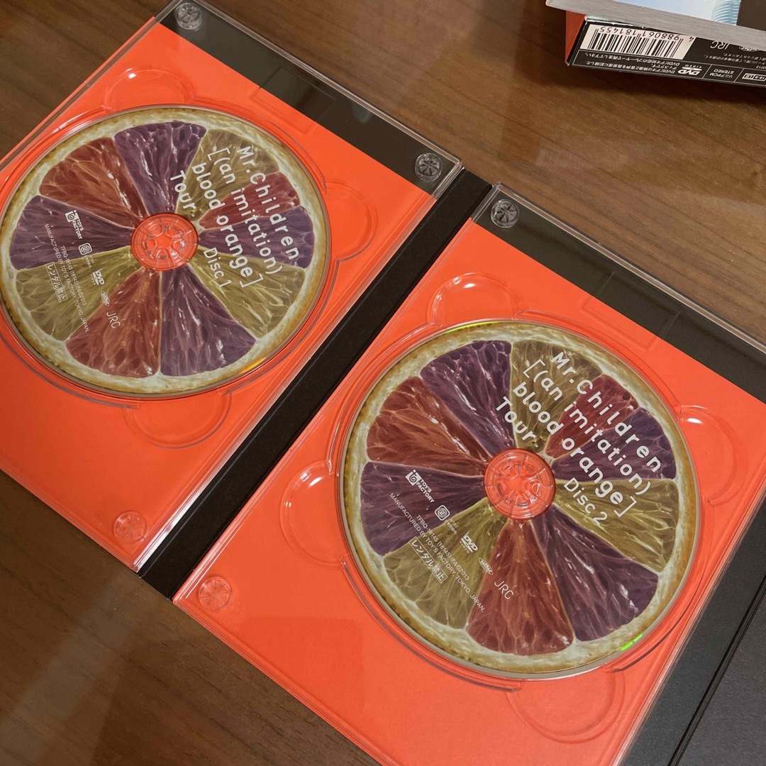 Mr．Children［(an　imitation)blood　orange］ エンタメ/ホビーのDVD/ブルーレイ(ミュージック)の商品写真