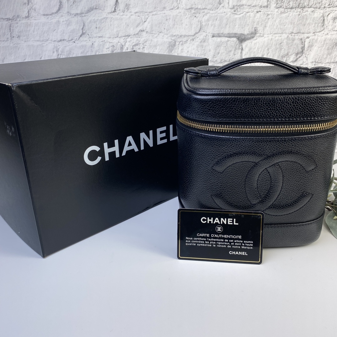 CHANEL - 美品シャネル キャビアスキン ココマーク ポーチ バニティ