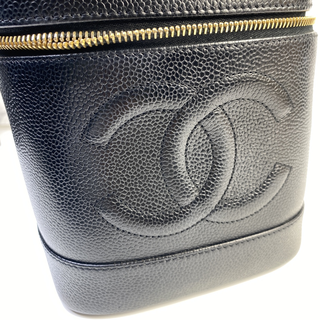 CHANEL - 美品シャネル キャビアスキン ココマーク ポーチ バニティ
