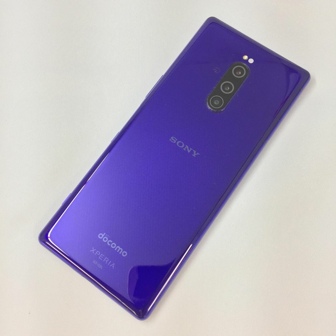 Xperia(エクスペリア)の【B】SO-03L/Xperia 1/352939100613234 スマホ/家電/カメラのスマートフォン/携帯電話(スマートフォン本体)の商品写真