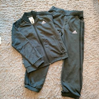 アディダス(adidas)の【adidas】上下　ジャージ　女の子(その他)