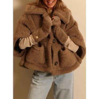 Max Mara - 極美品 Maxmaráマックスマーラ 白タグ カシミヤ ケープ