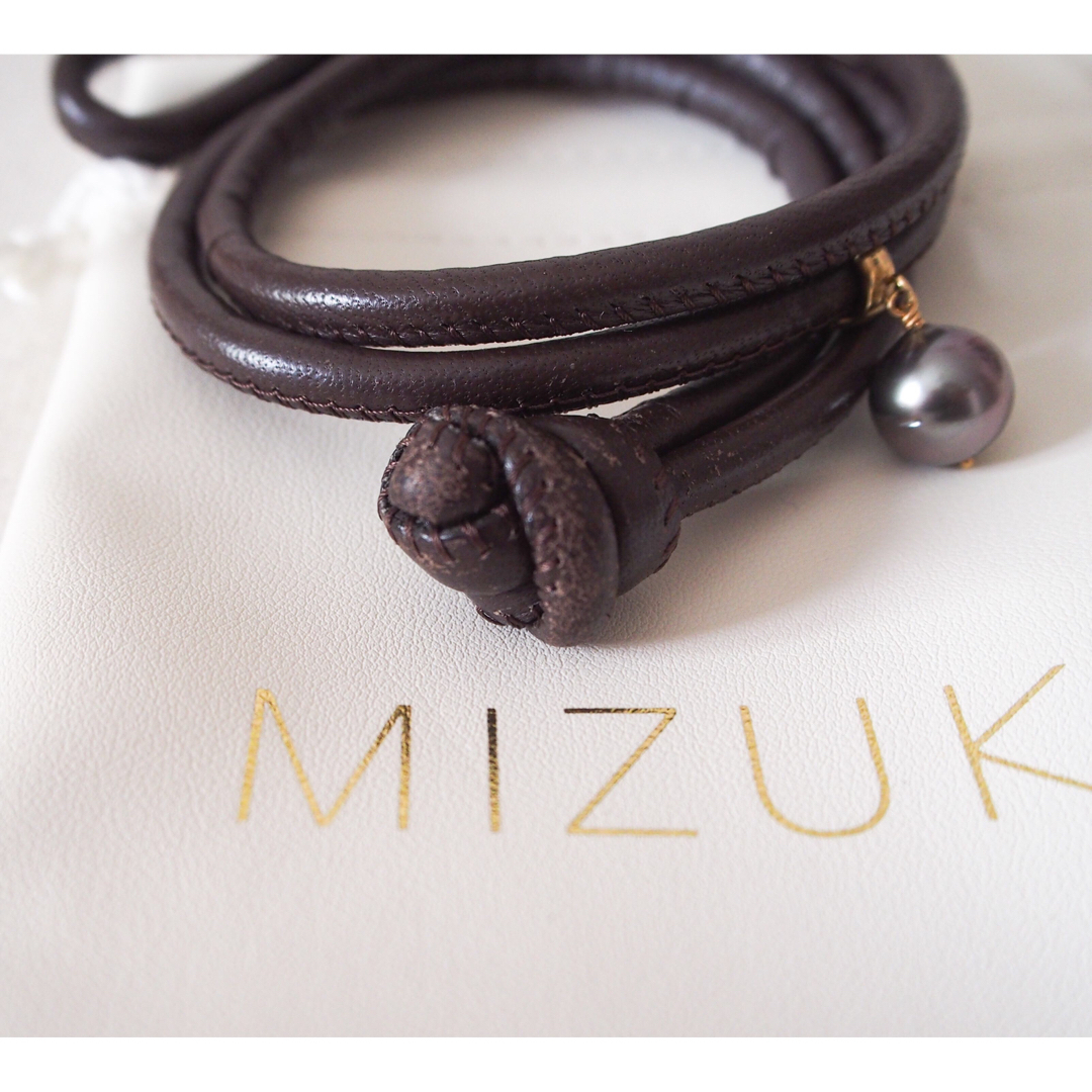 MIZUKI 革ブレスレット　美品