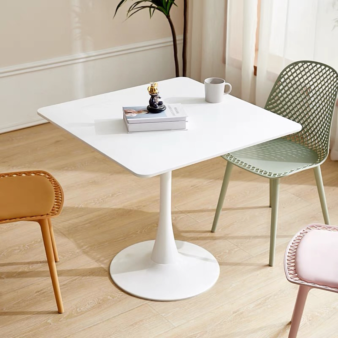 ダイニングテーブル  70cm 組み立て簡単  ホワイトテーブル インテリア/住まい/日用品の机/テーブル(ダイニングテーブル)の商品写真