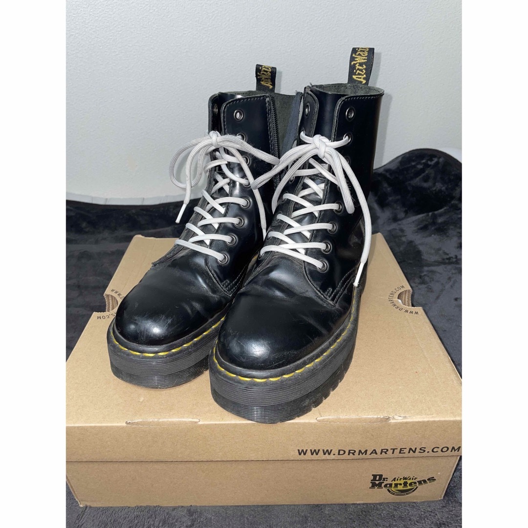 Dr.Martens(ドクターマーチン)のDr.Martens Jadon 8ホール レディースの靴/シューズ(ブーツ)の商品写真