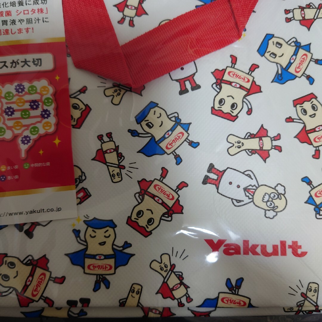 Yakult(ヤクルト)のヤクルトマン　保冷バック　新品未使用 レディースのバッグ(エコバッグ)の商品写真