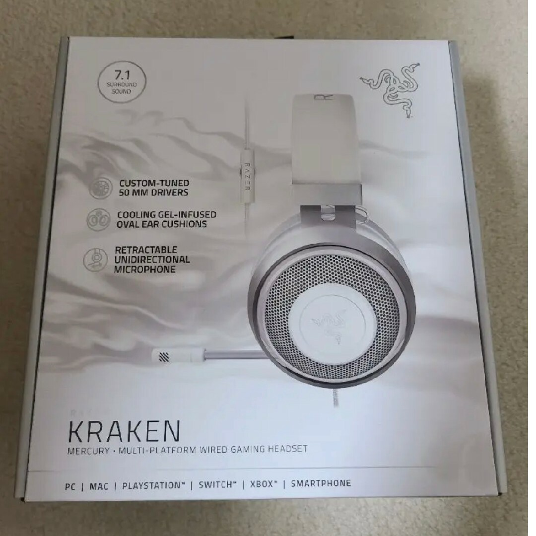 Razer(レイザー)のRazer Kraken Mercury White 国内正規品新品未使用未開封 スマホ/家電/カメラのオーディオ機器(ヘッドフォン/イヤフォン)の商品写真