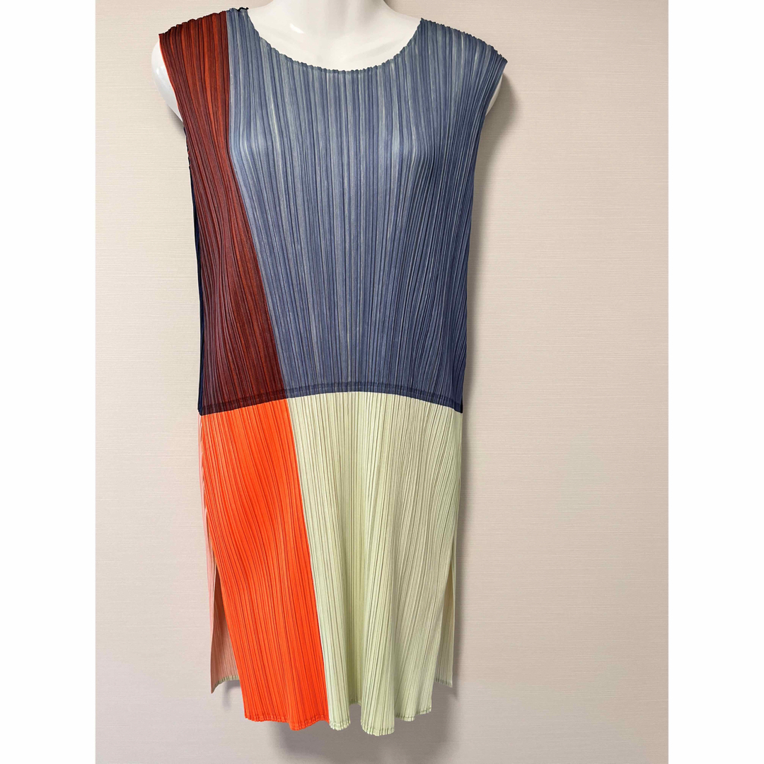 PLEATS PLEASE ISSEY MIYAKE - ☆希少!完売品!【一部路面店限定