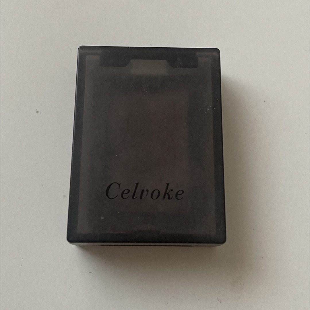 Celvoke(セルヴォーク)のCelvoke セルヴォーク　アイシャドウ　04 コスメ/美容のベースメイク/化粧品(アイシャドウ)の商品写真