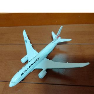 JAL ミニチュア模型 旅客機 おもちゃの通販 by カピバラ's shop｜ラクマ