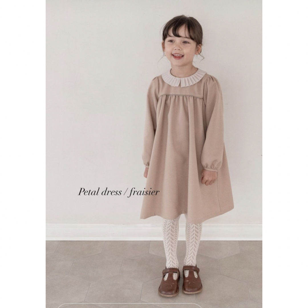 June little closet ペタルドレス　120 ベージュワンピース