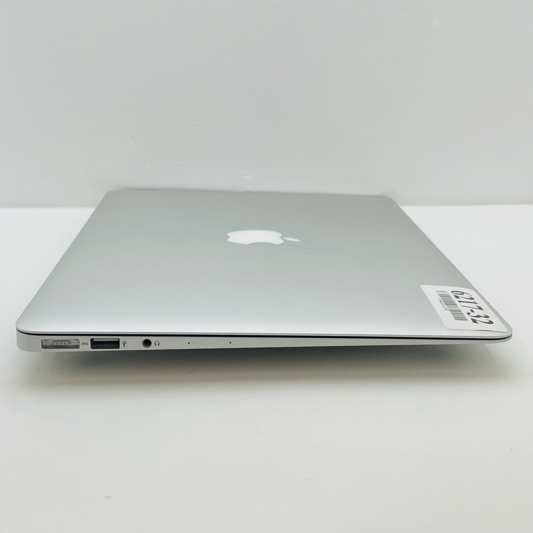 MacBook Air11inch SSD128GB Office2021付き