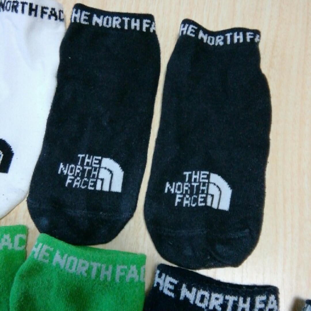 THE NORTH FACE(ザノースフェイス)のTHE NORTH FACE キッズアンクルソックス 19~21㎝ キッズ/ベビー/マタニティのこども用ファッション小物(靴下/タイツ)の商品写真