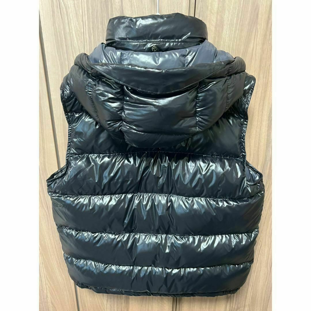 MONCLER - ☆未使用・本物保証☆MONCLER BORMES ダウンベスト TG2 黒 L ...