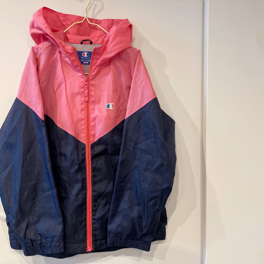 Champion(チャンピオン)の【人気】チャンピオン　ジャンバー　シャカシャカ　ナイロン キッズ/ベビー/マタニティのキッズ服女の子用(90cm~)(ジャケット/上着)の商品写真