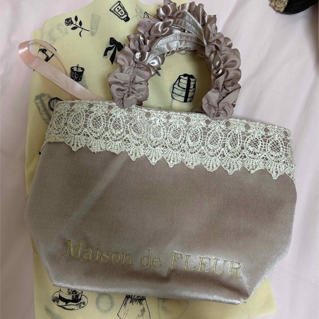 Maison de FLEUR(メゾンドフルール)の★新品★Maison de FLEUR トートバッグ　メゾンドフルール レディースのバッグ(トートバッグ)の商品写真