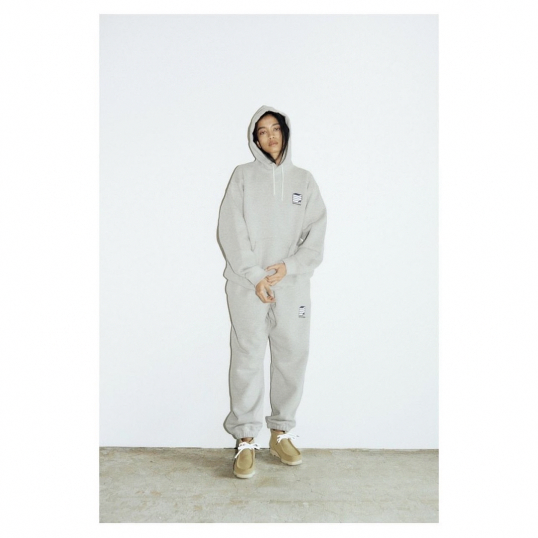 nevver × BROCHURE HOODED Lサイズ