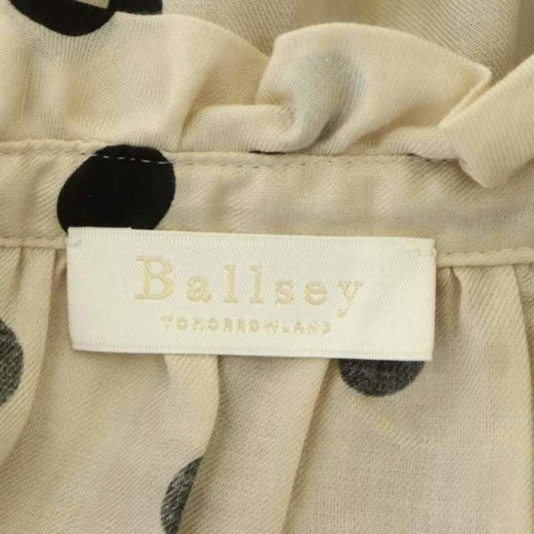 Ballsey(ボールジィ)のボールジー トゥモローランド 22SS ドット ネックフリルブラウス 半袖 36 レディースのトップス(シャツ/ブラウス(半袖/袖なし))の商品写真