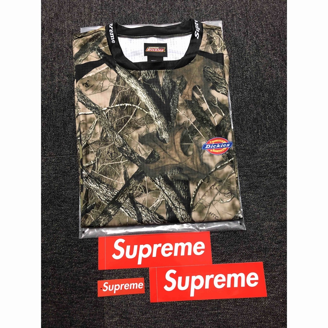 Supreme(シュプリーム)の【新品】Supreme Dickies Jersey Olive ツリーカモ柄 メンズのトップス(ジャージ)の商品写真