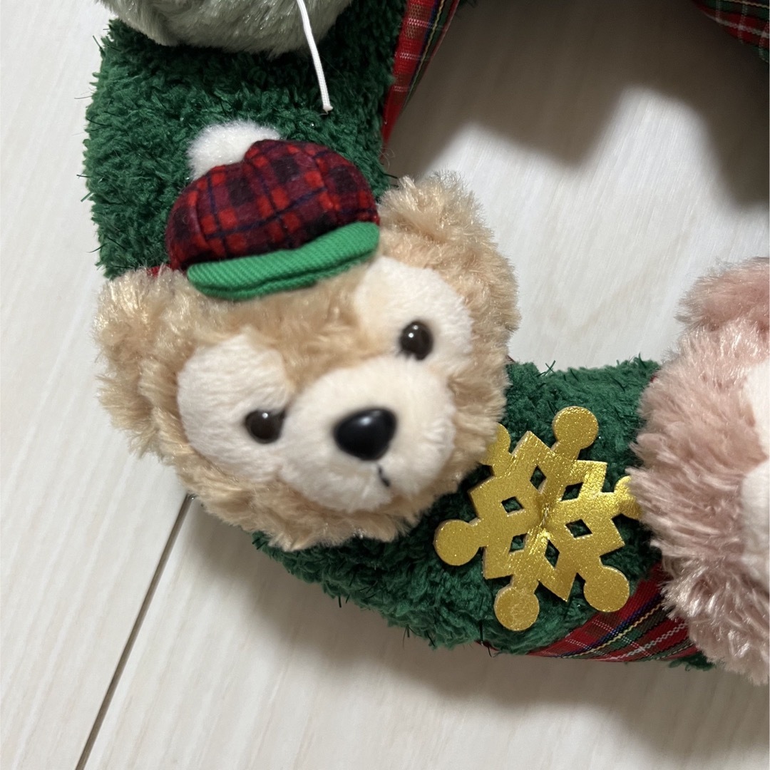 ダッフィー(ダッフィー)の【美品❗️】Duffy ダッフィー クリスマス 2018 リース エンタメ/ホビーのおもちゃ/ぬいぐるみ(キャラクターグッズ)の商品写真