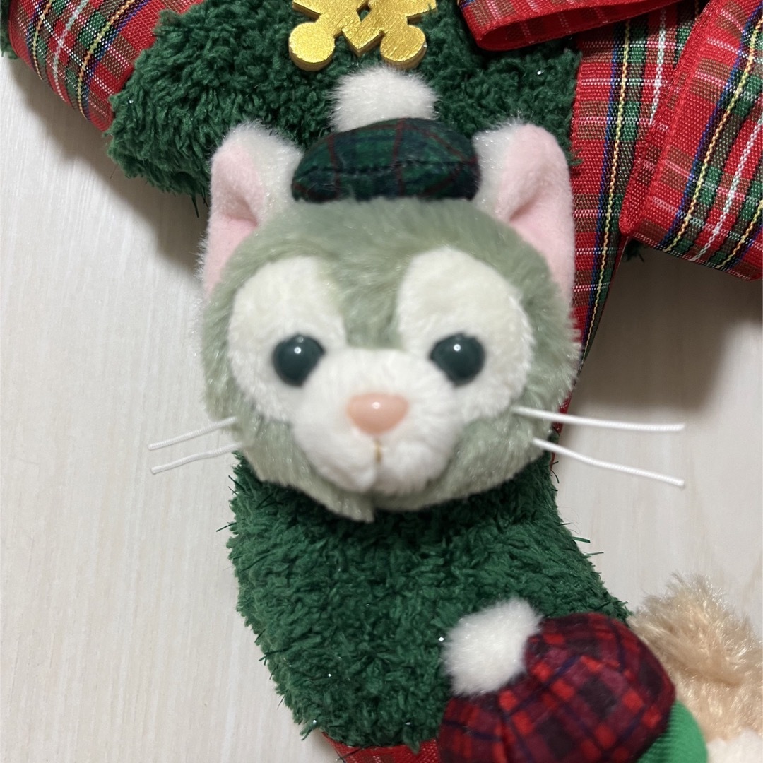 ダッフィー(ダッフィー)の【美品❗️】Duffy ダッフィー クリスマス 2018 リース エンタメ/ホビーのおもちゃ/ぬいぐるみ(キャラクターグッズ)の商品写真