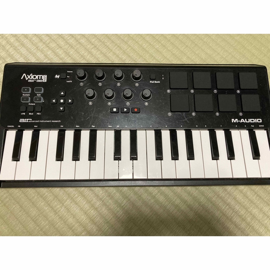 【M-Audio】AXIOM Air32 mini【MIDIキーボード】 | フリマアプリ ラクマ