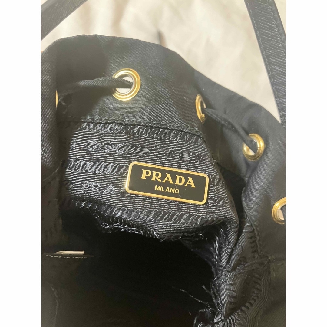 PRADA(プラダ)のプラダ ナイロン巾着ショルダーバッグ レディースのバッグ(ショルダーバッグ)の商品写真