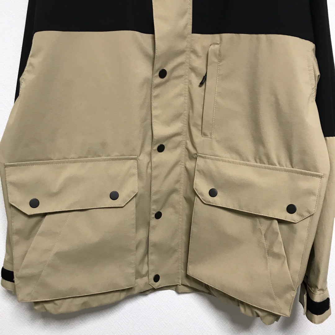 GU(ジーユー)のGU ジーユー マウンテンパーカー ベージュ Mサイズ メンズのジャケット/アウター(マウンテンパーカー)の商品写真