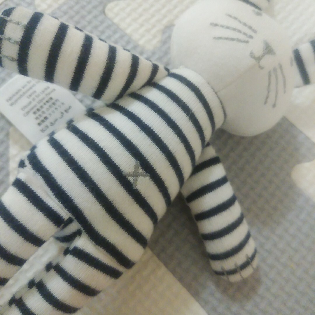 PETIT BATEAU(プチバトー)のプチバトー 人形 コットン100% 赤ちゃん ベビー 出産 ぬいぐるみ キッズ/ベビー/マタニティのおもちゃ(ぬいぐるみ/人形)の商品写真