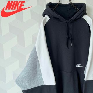 【ナイキ】XXL 切り替え バイカラー刺繍ロゴ スウェットパーカー 黒 nike