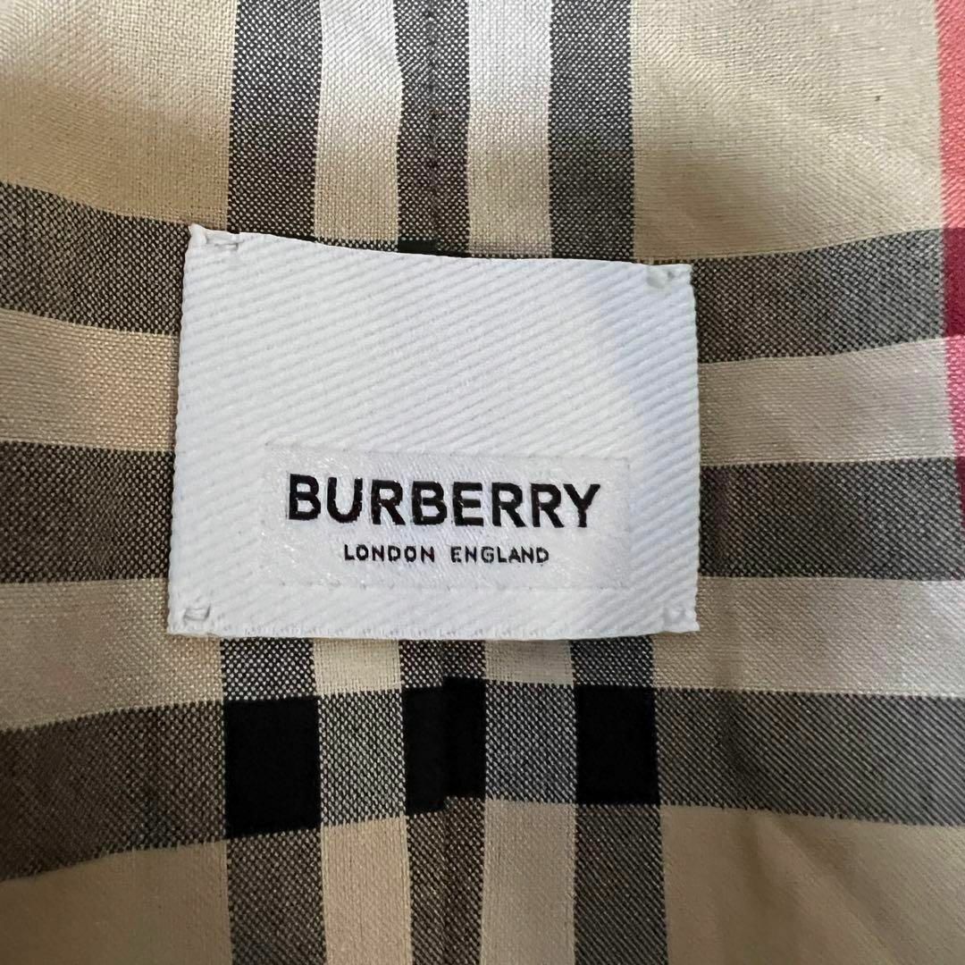 BURBERRY(バーバリー)の美品 定価約18万 バーバリー BURBERRY チェスターコート ノバチェック レディースのジャケット/アウター(チェスターコート)の商品写真