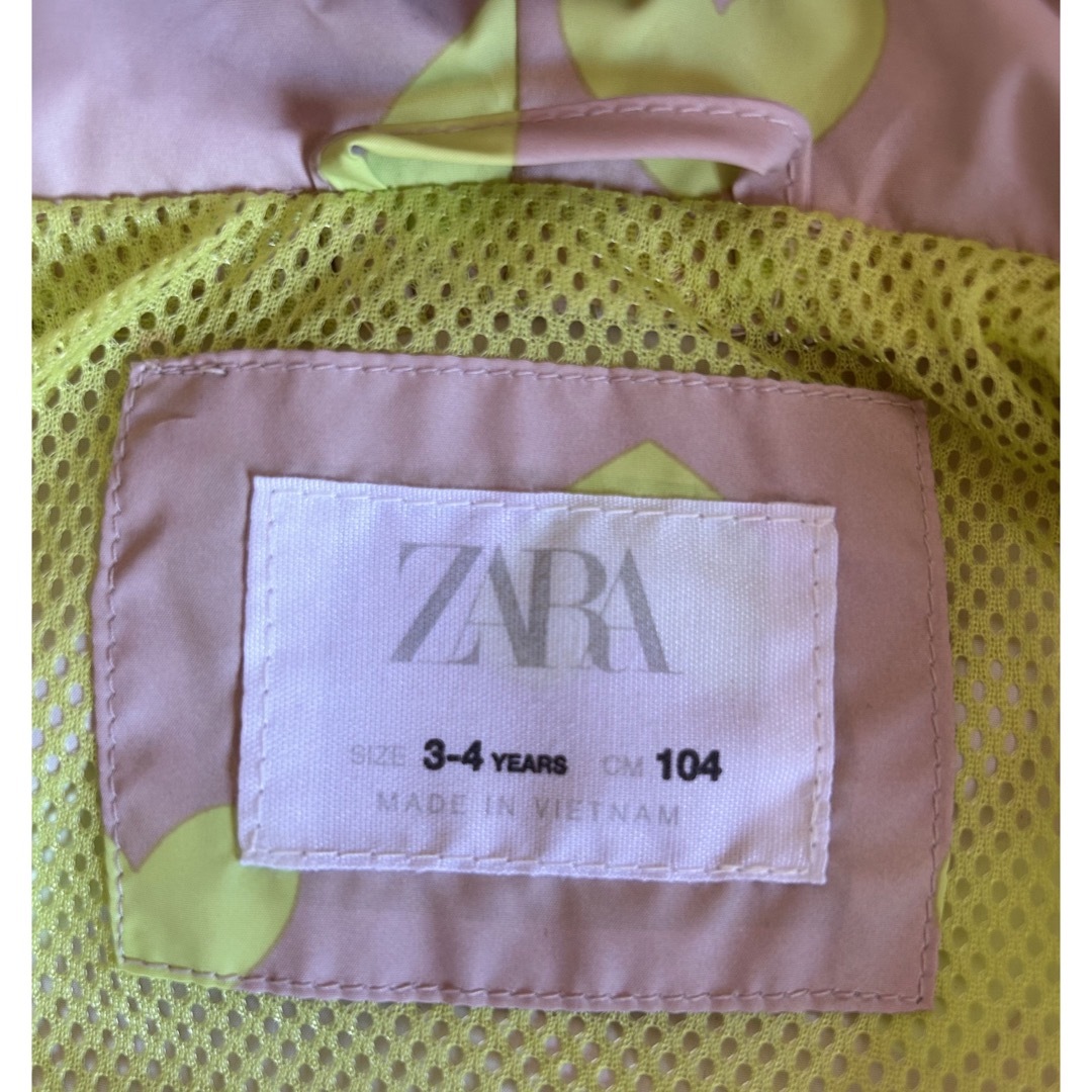 ZARA KIDS(ザラキッズ)のZARA キッズ　アウター キッズ/ベビー/マタニティのキッズ服女の子用(90cm~)(ジャケット/上着)の商品写真