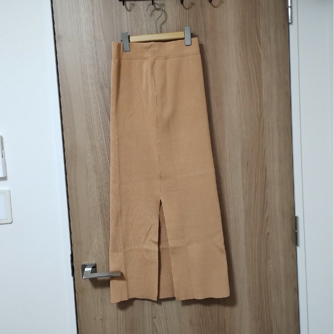 ANAP(アナップ)の【新品】ANAP ニットロングスカート ZARA gu UNIQLO レディースのスカート(ロングスカート)の商品写真