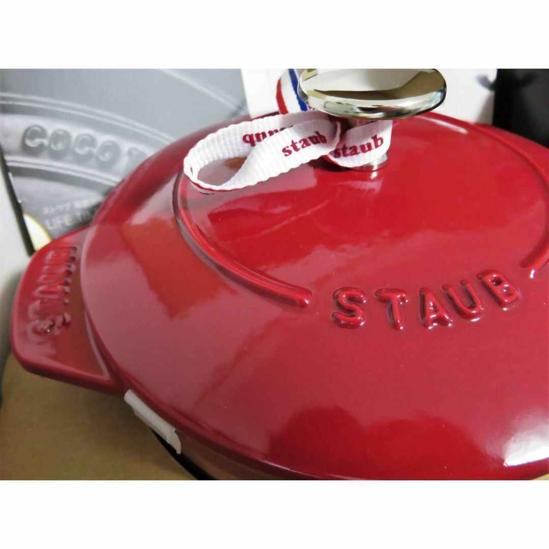 STAUB(ストウブ)の新品 STAUB ラ ココット de GOHAN M ボルドー フランス製 インテリア/住まい/日用品のキッチン/食器(鍋/フライパン)の商品写真