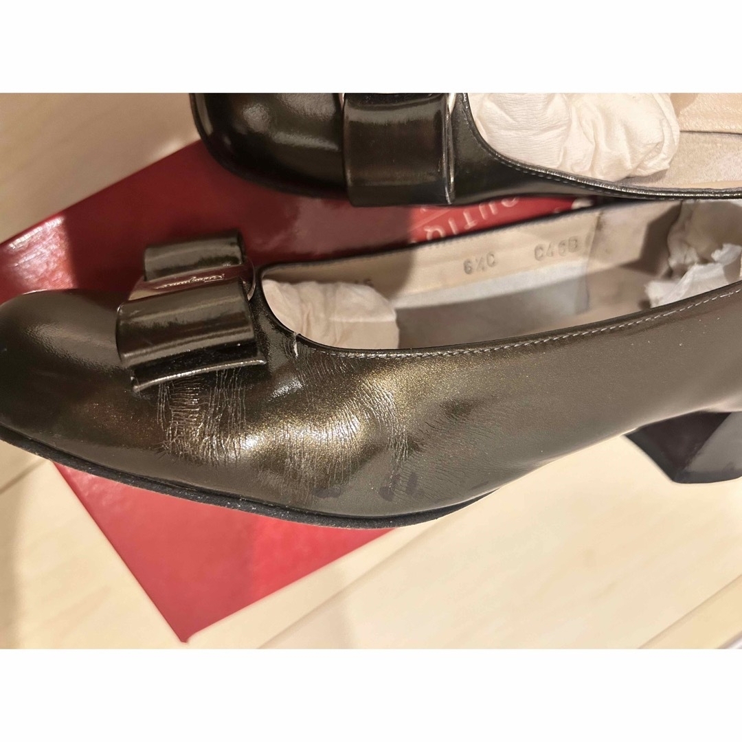 Salvatore Ferragamo(サルヴァトーレフェラガモ)のフェラガモ　パンプス レディースの靴/シューズ(ハイヒール/パンプス)の商品写真