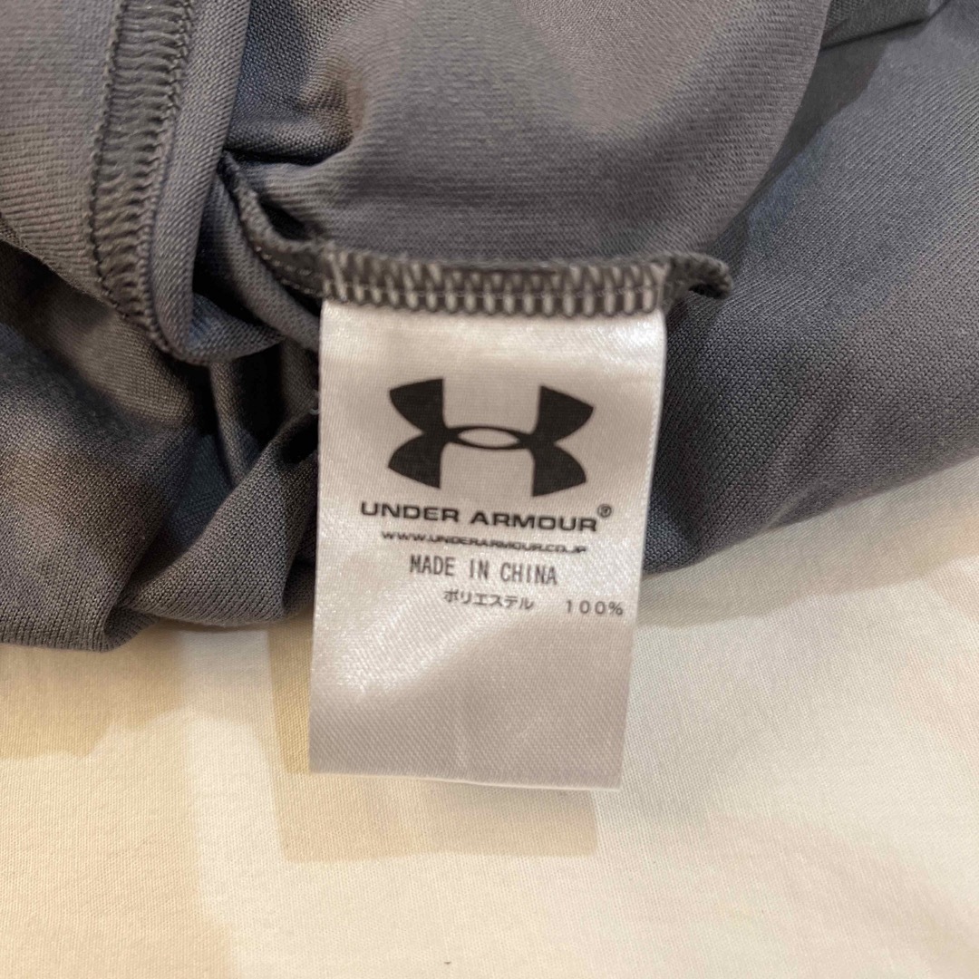 UNDER ARMOUR(アンダーアーマー)のアンダーアーマー　ノースリーブTシャツ キッズ/ベビー/マタニティのキッズ服男の子用(90cm~)(Tシャツ/カットソー)の商品写真