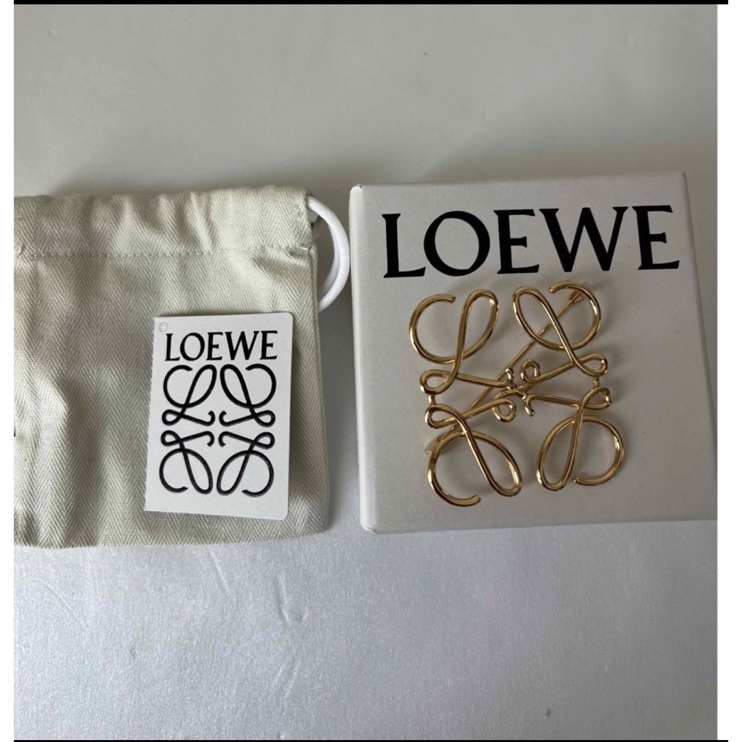 ☆大幅値下げ☆LOEWE ロエベ 大人気 正規品アナグラム ブローチ ゴールド