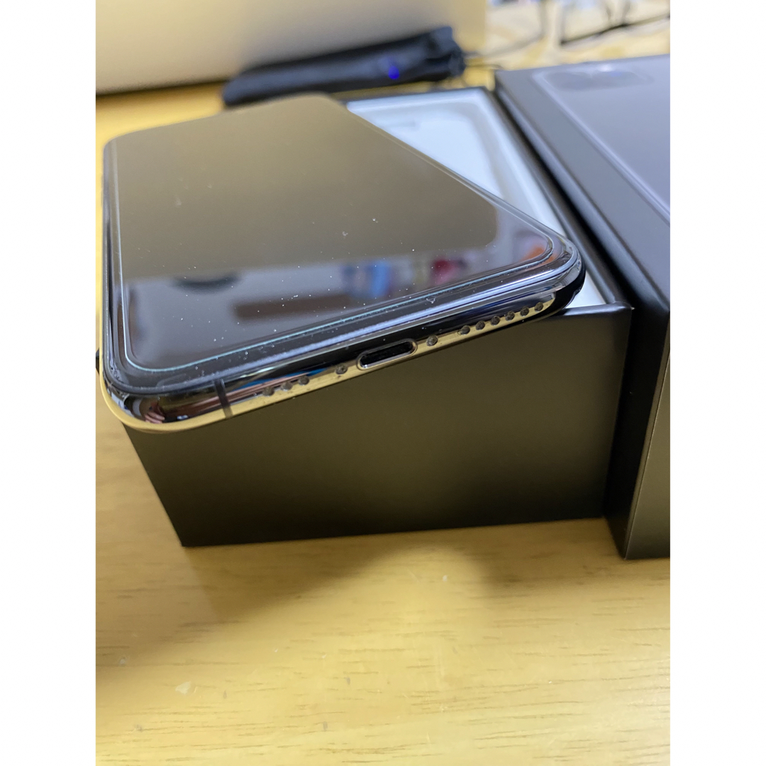 iPhone - 美品 Apple iPhone 11 Pro 64GB スペースグレイ ドコモの通販