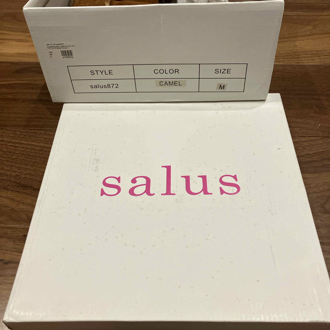 salus(サルース)のsalus 未使用 ラクーンファー付フェイクムートンブーツ S～M位 キャメル レディースの靴/シューズ(ブーツ)の商品写真