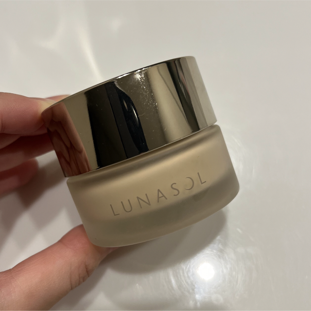 LUNASOL(ルナソル)のルナソル　ファンデーション コスメ/美容のベースメイク/化粧品(ファンデーション)の商品写真