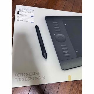 ワコム(Wacom)のWacom プロフェッショナルペンタブレットIntuos5 PTK-650/K0(PC周辺機器)