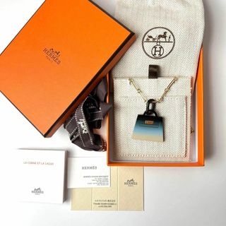 エルメス(Hermes)の未使用 HERMES ロングネックレス アミュレット フュージョン ケリー GM(ネックレス)